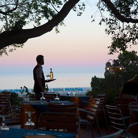 Albergo Miramare Cala Gonone Eksteriør billede