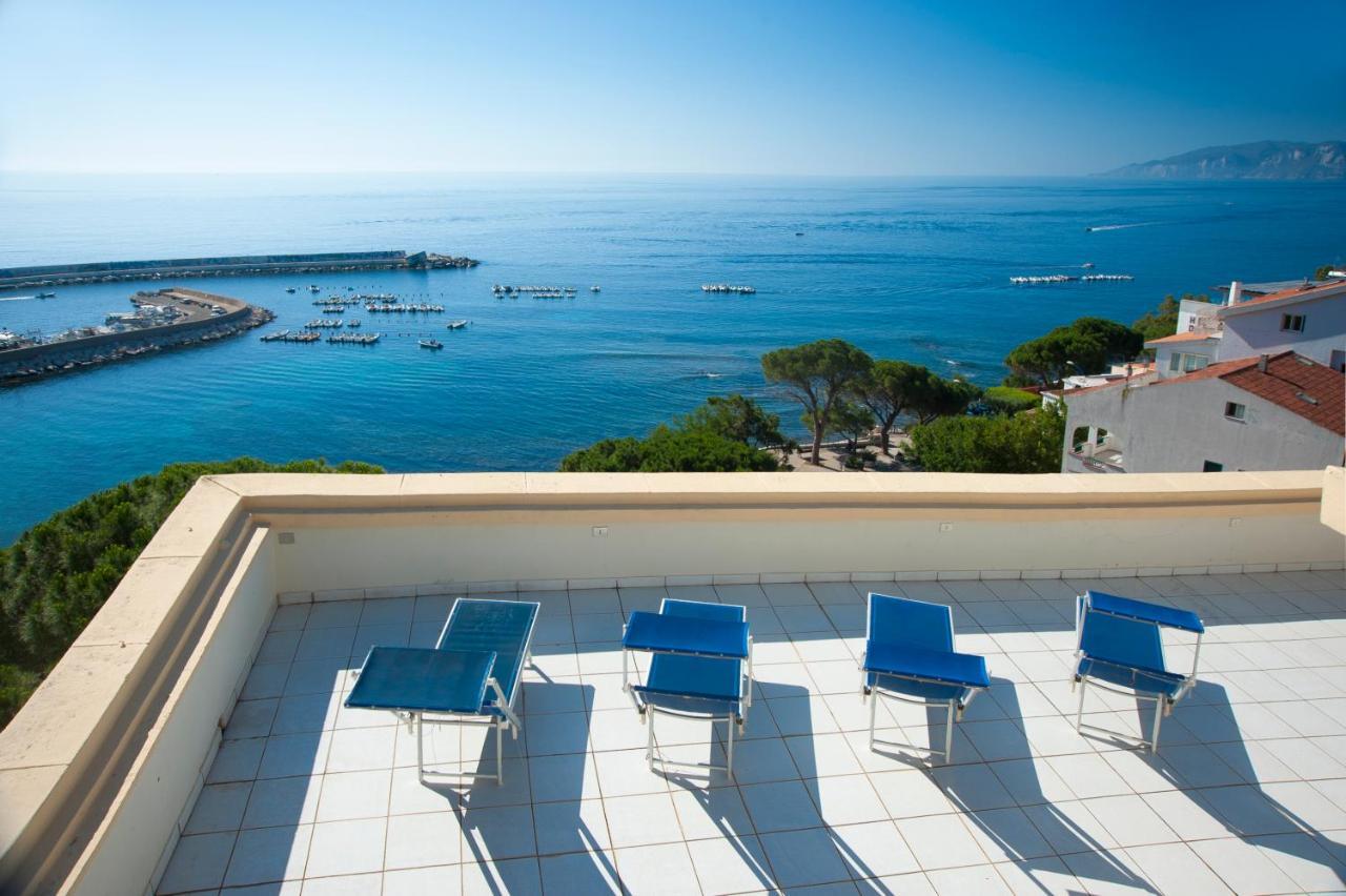 Albergo Miramare Cala Gonone Eksteriør billede