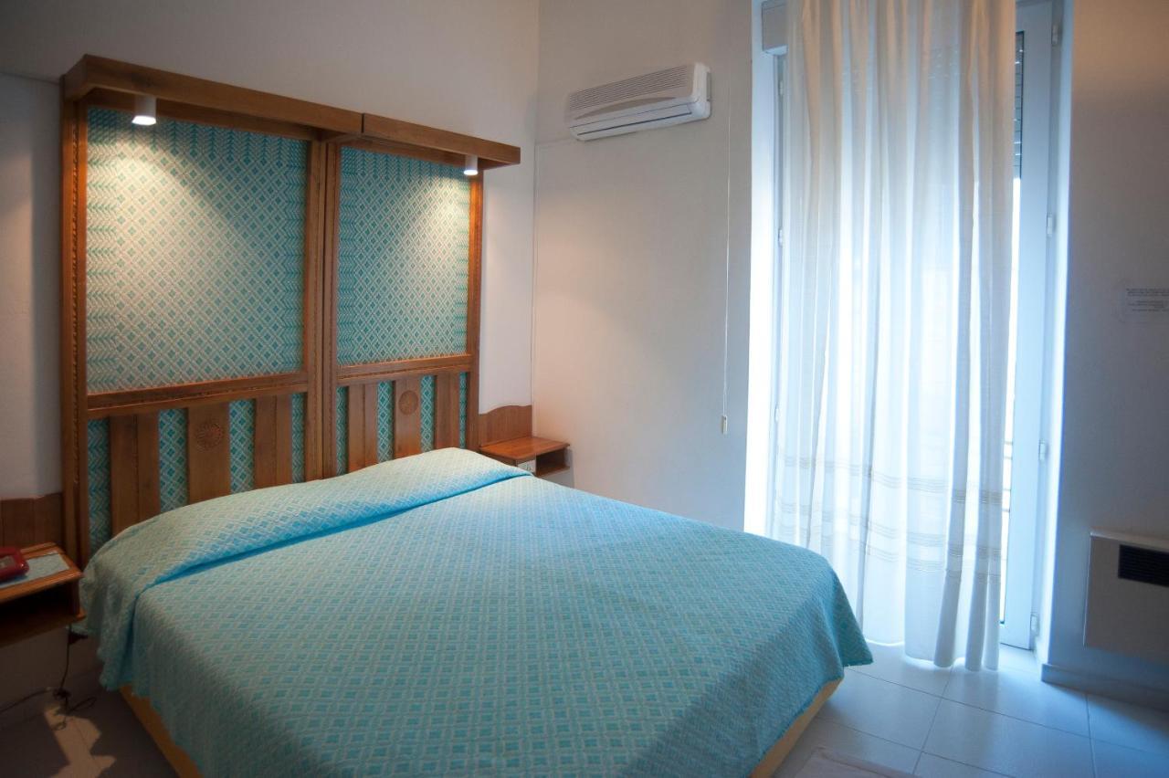 Albergo Miramare Cala Gonone Eksteriør billede