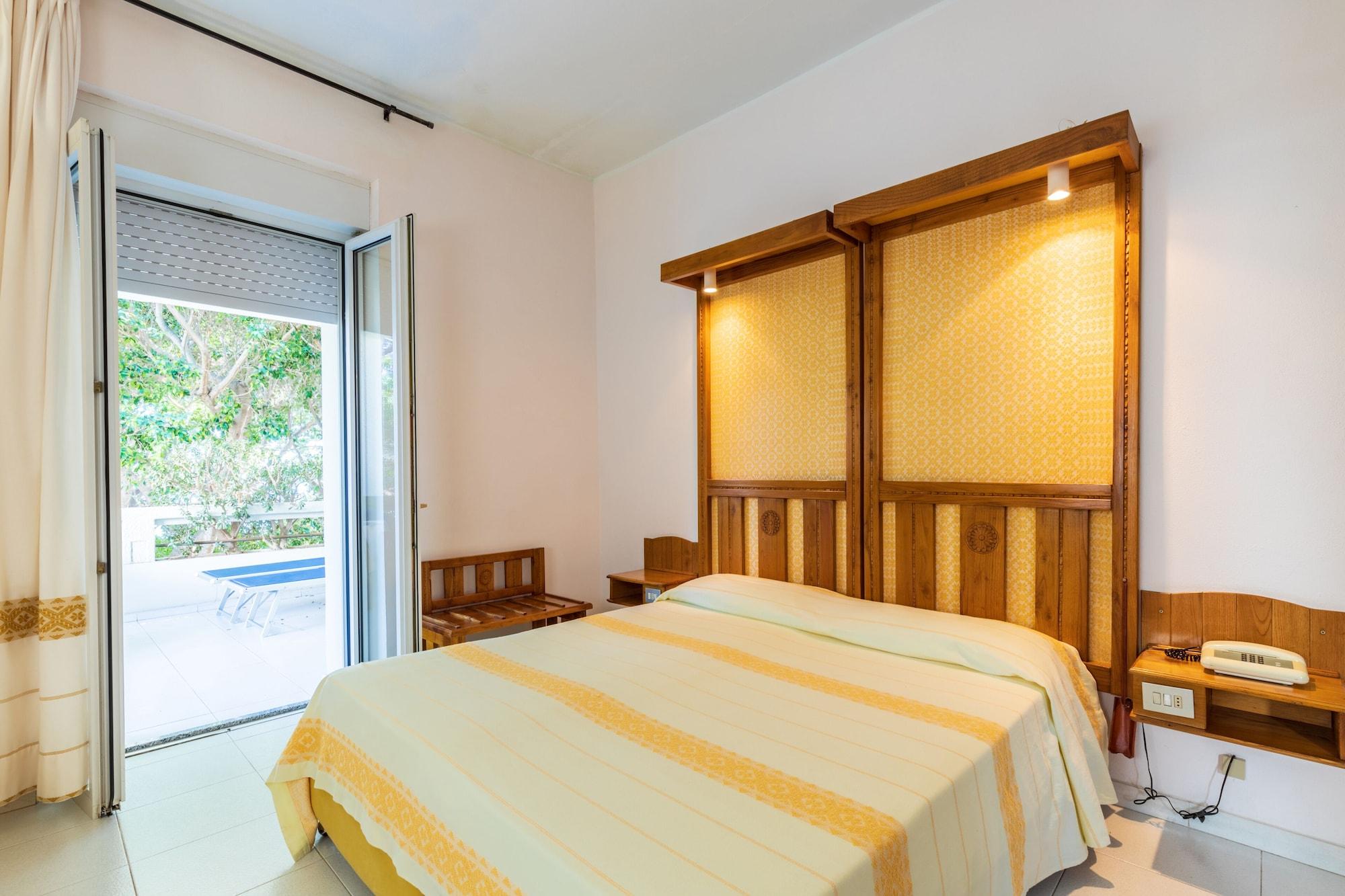 Albergo Miramare Cala Gonone Eksteriør billede