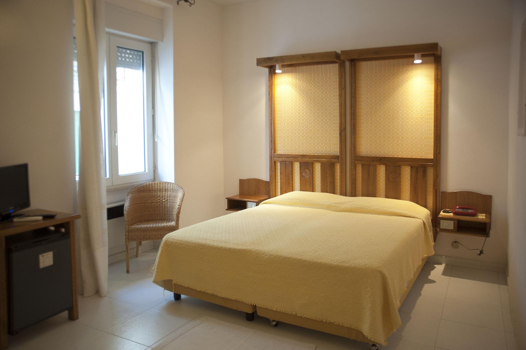 Albergo Miramare Cala Gonone Eksteriør billede