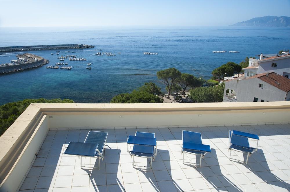 Albergo Miramare Cala Gonone Eksteriør billede